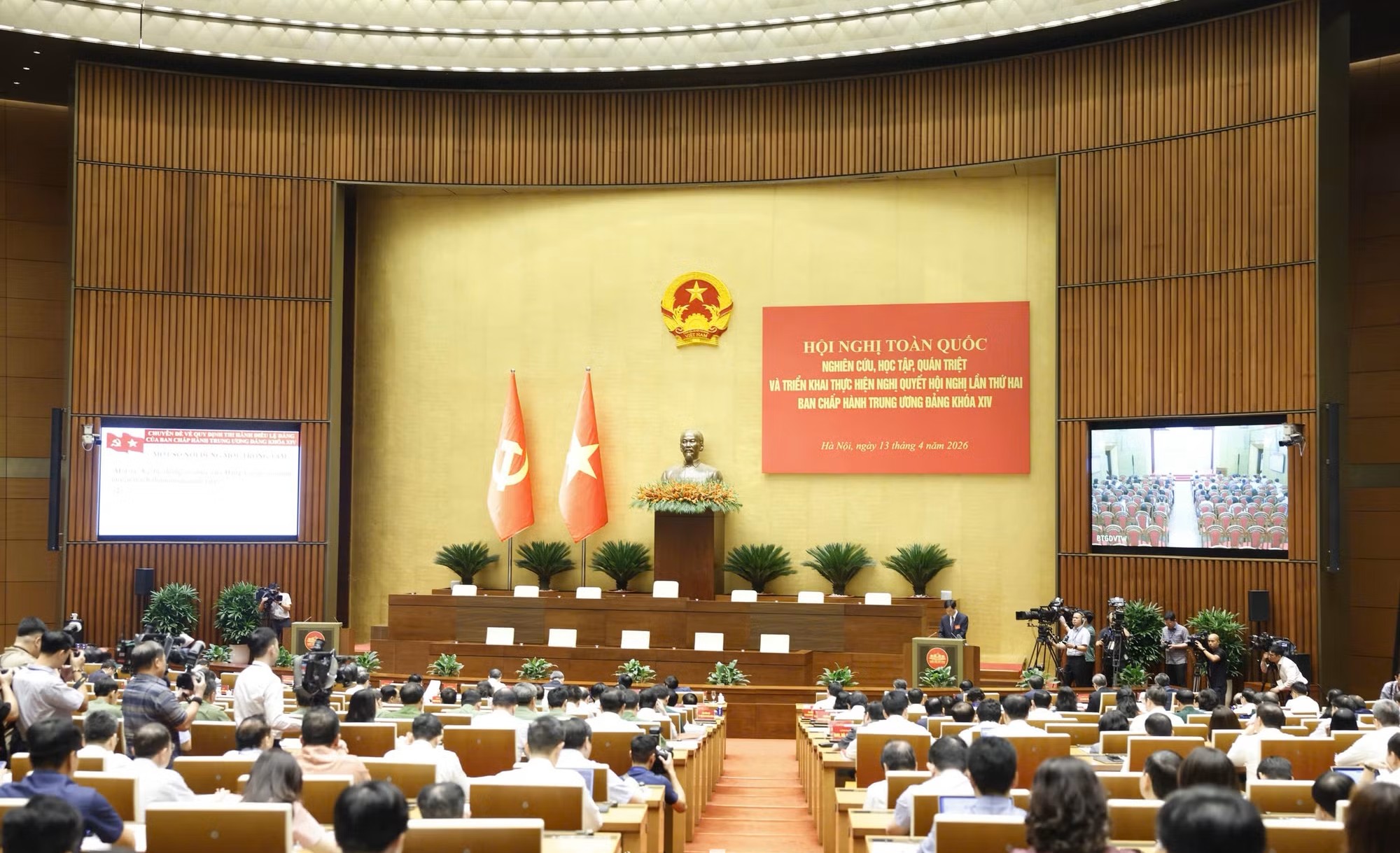 134hoinghi5.jpg