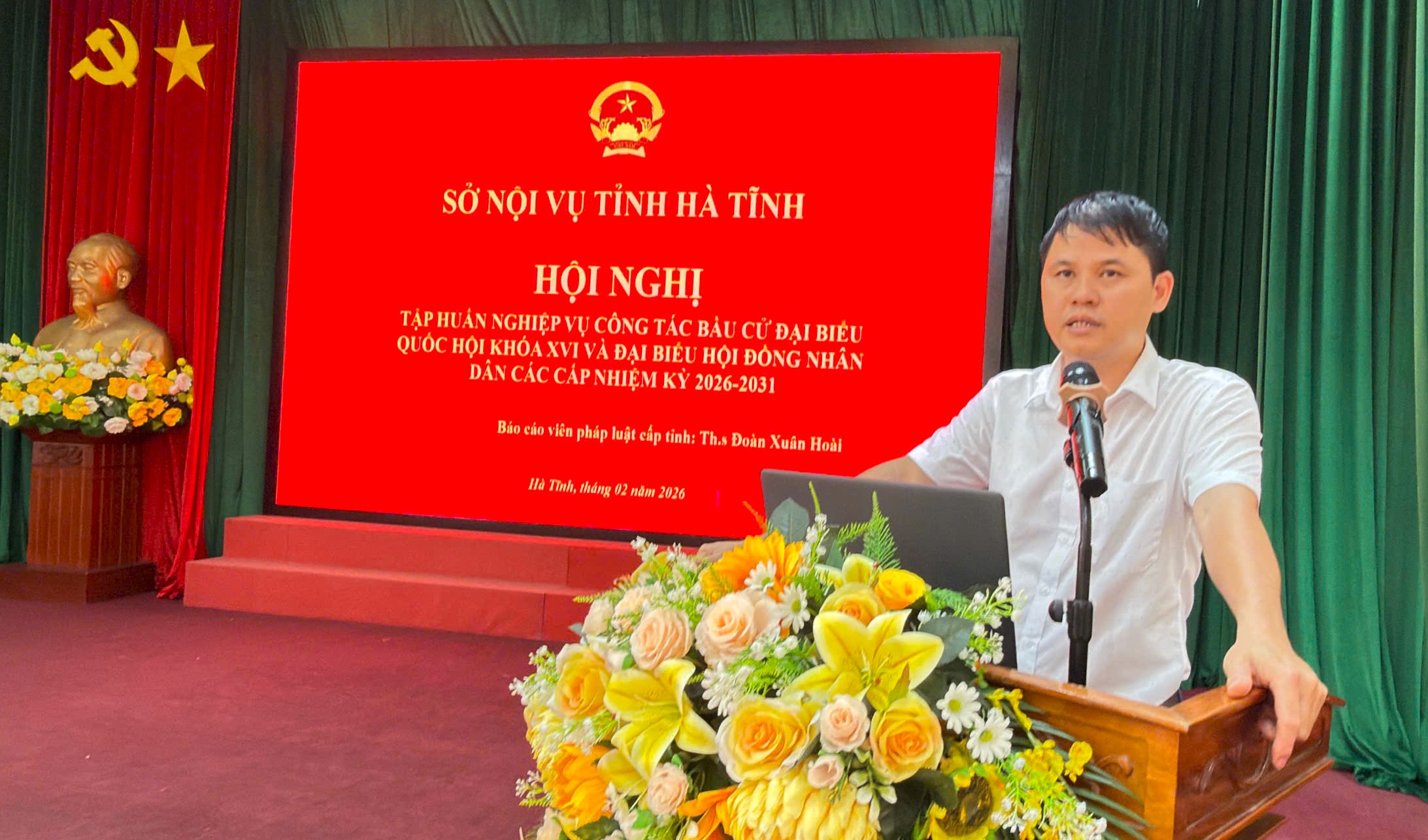 Xã Đông Kinh tập huấn nghiệp vụ công tác bầu cử Đại biểu Quốc hội và HĐND các cấp nhiệm kỳ 2026 - 2031