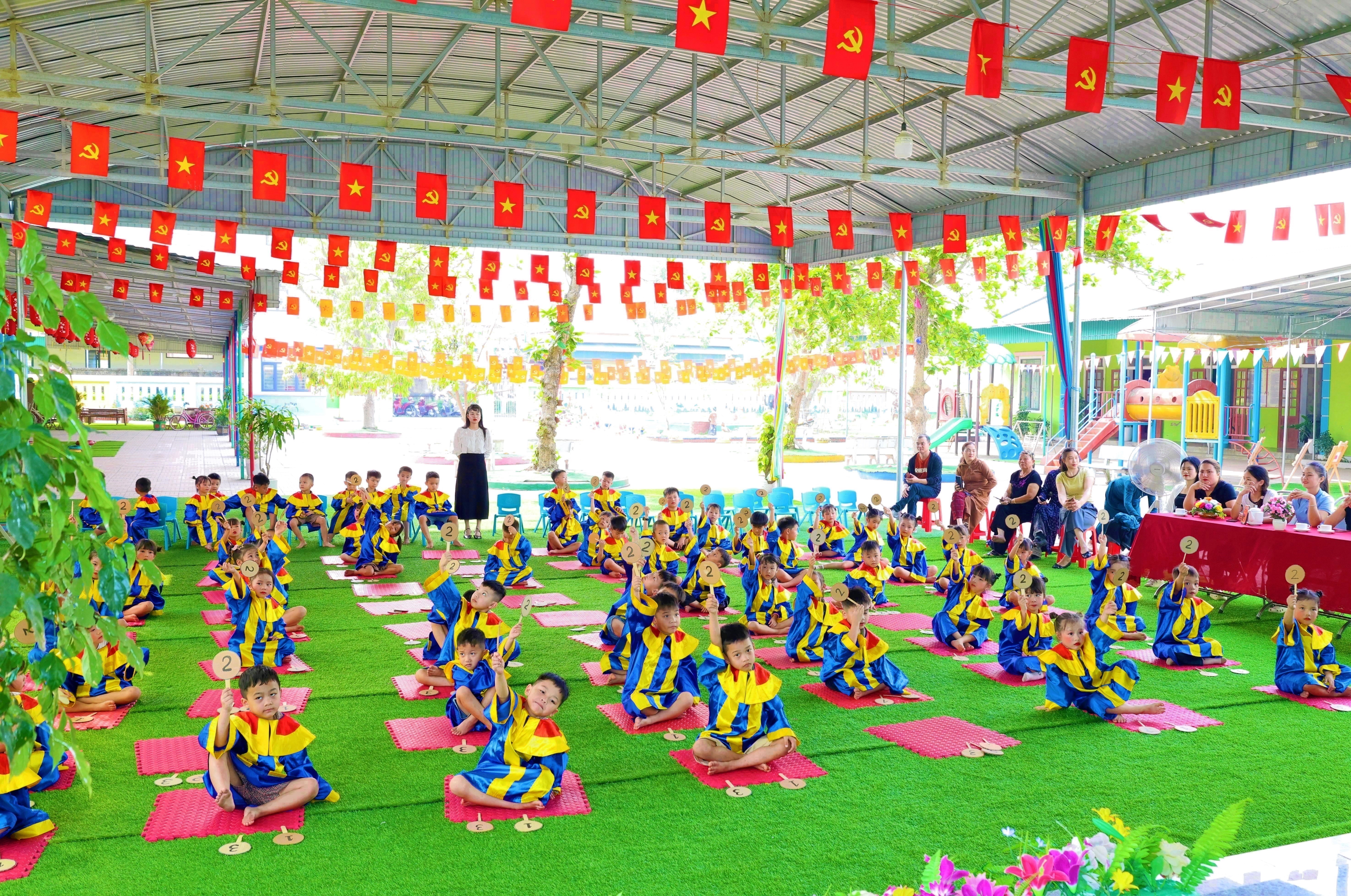 Các bé Mầm non Thạch Kênh tự tin chinh phục “Rung chuông vàng”