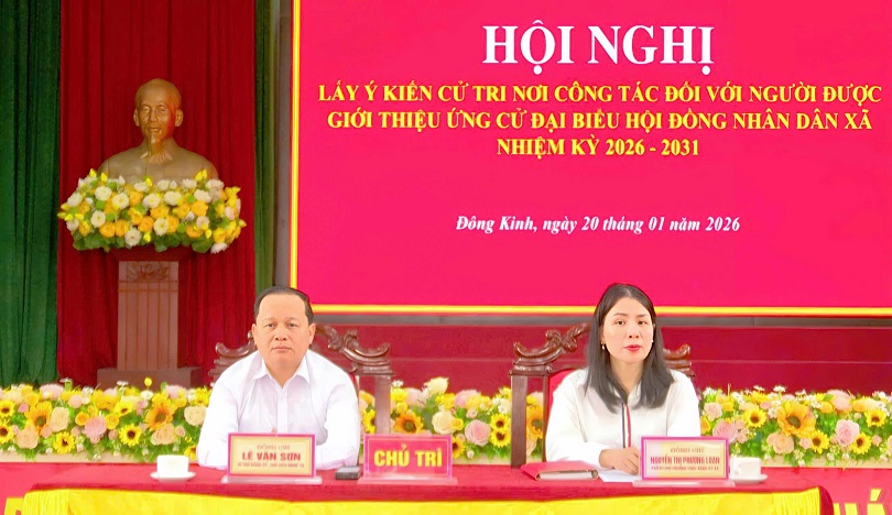 Xã Đông Kinh lấy ý kiến cử tri nơi công tác đối với người được giới thiệu ứng cử Đại biểu HĐND xã 