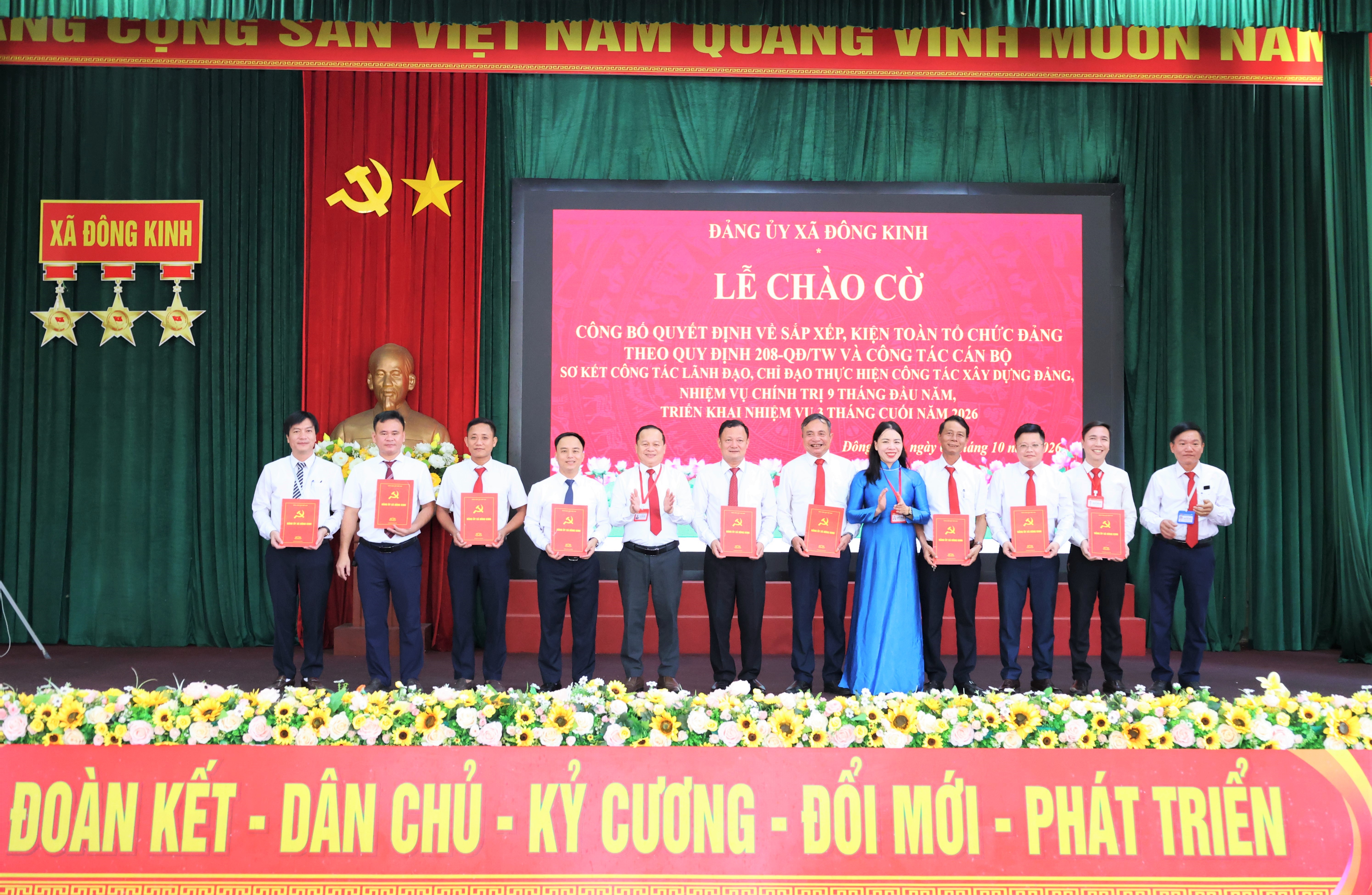 Thành lập 09 Chi bộ trực thuộc Đảng bộ xã Đông Kinh 