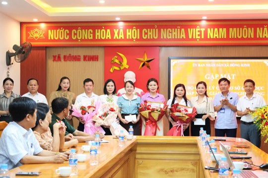 Trân trọng, tri ân những người đã dành trọn tâm huyết cho sự nghiệp giáo dục Đông Kinh 
