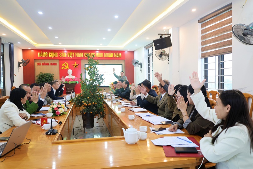 HỘI NGHỊ HIỆP THƯƠNG LẦN THỨ HAI THỎA THUẬN LẬP DANH SÁCH SƠ BỘ NGƯỜI ỨNG CỬ ĐẠI BIỂU HĐND XÃ ĐÔNG KINH