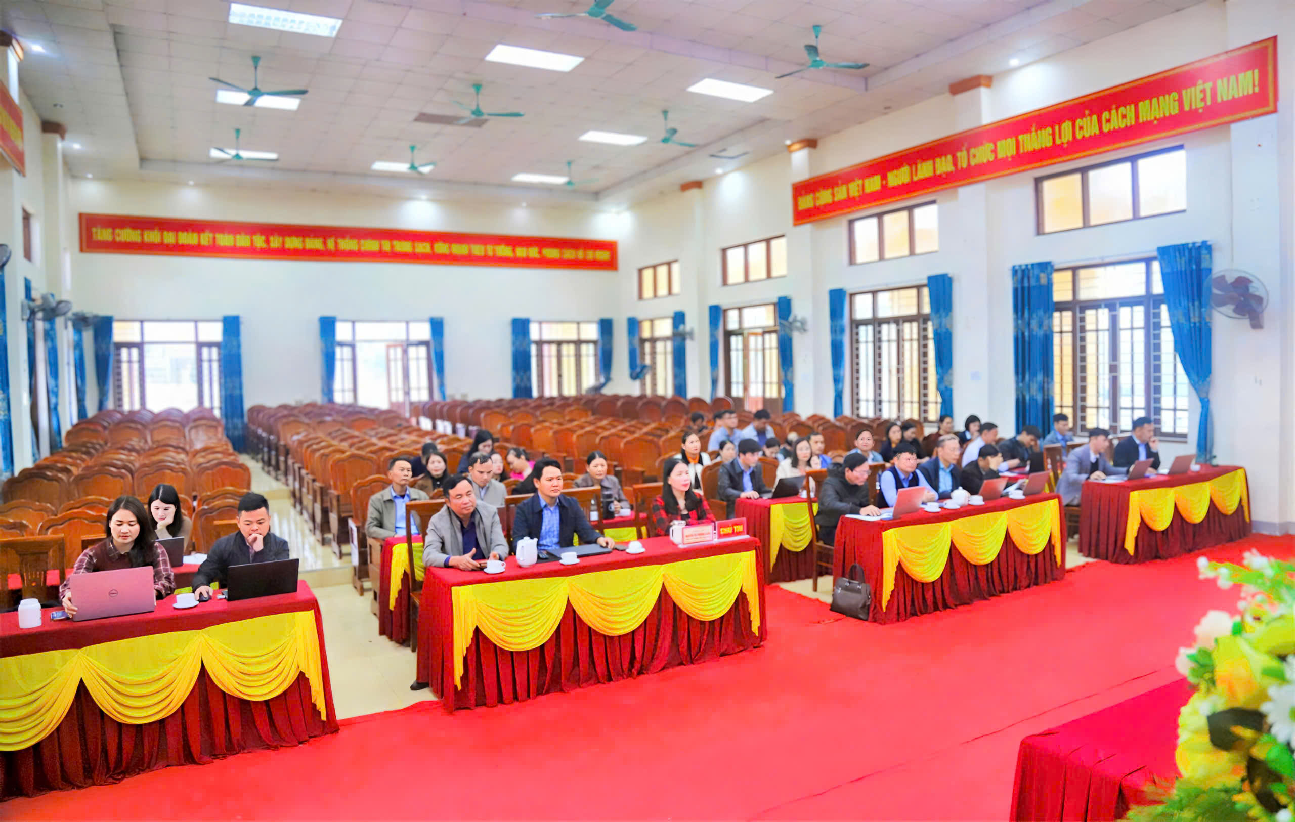 Xã đông Kinh dự Hội nghị toàn quốc tổng kết công tác phòng, chống tham nhũng, lãng phí, tiêu cực 