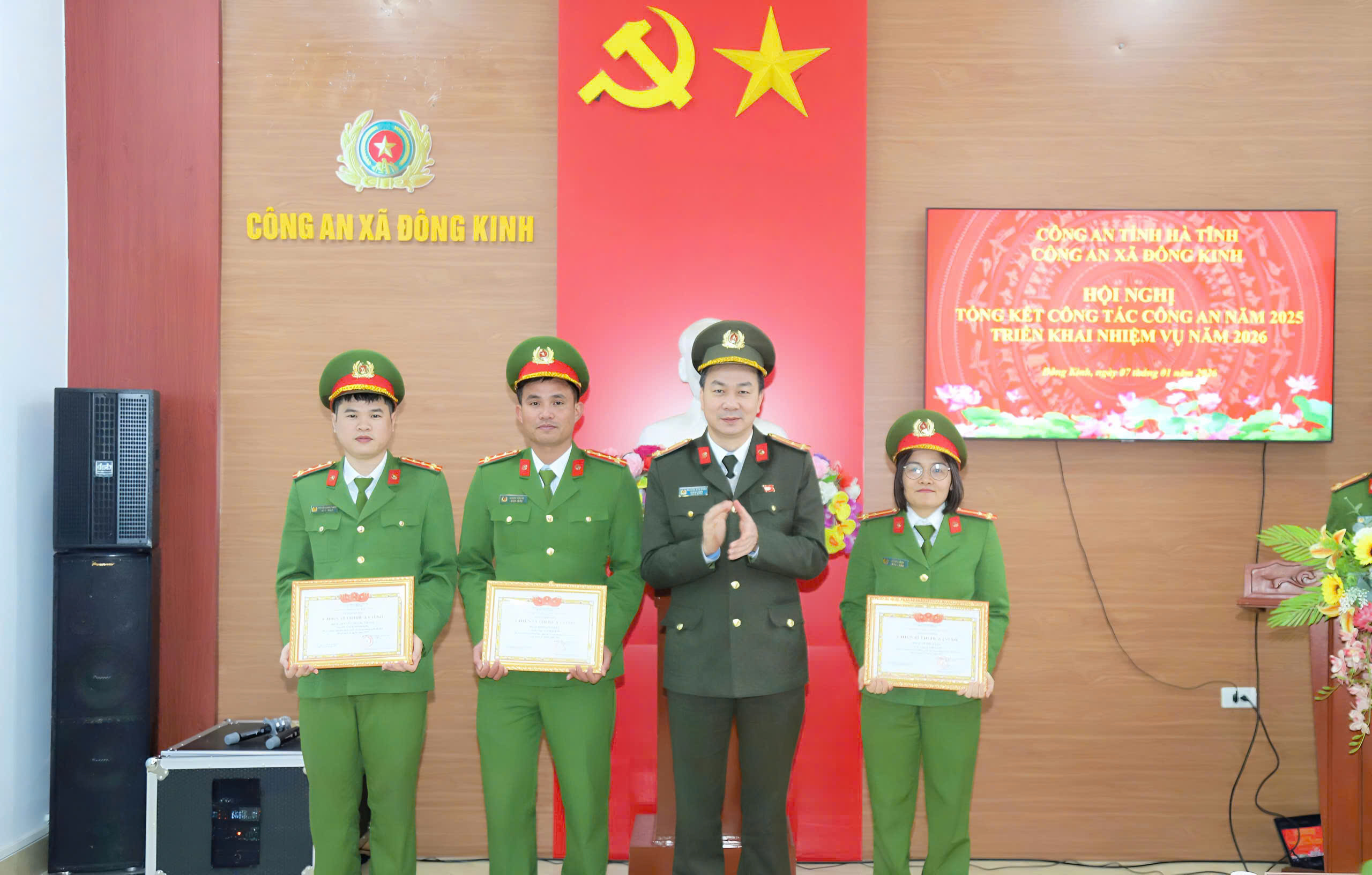 z7408327352470_c744bda553be487deda16600d8ffabe8.jpg