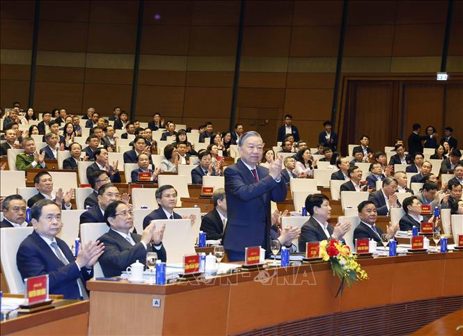 2471458_tong_bi_thu_to_lam_cung_cac_dong_chi_lanh_dao_nguyen_lanh_dao_dang_nha_nuoc_du_hoi_nghi_anh_ttxvn_09114407.jpg