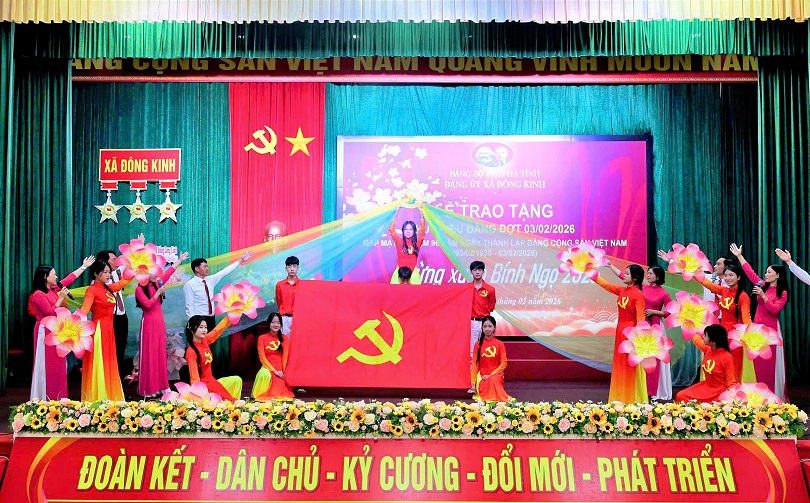 Nhân dân và Đảng bộ xã Đông Kinh - 96 năm một lòng theo Đảng  